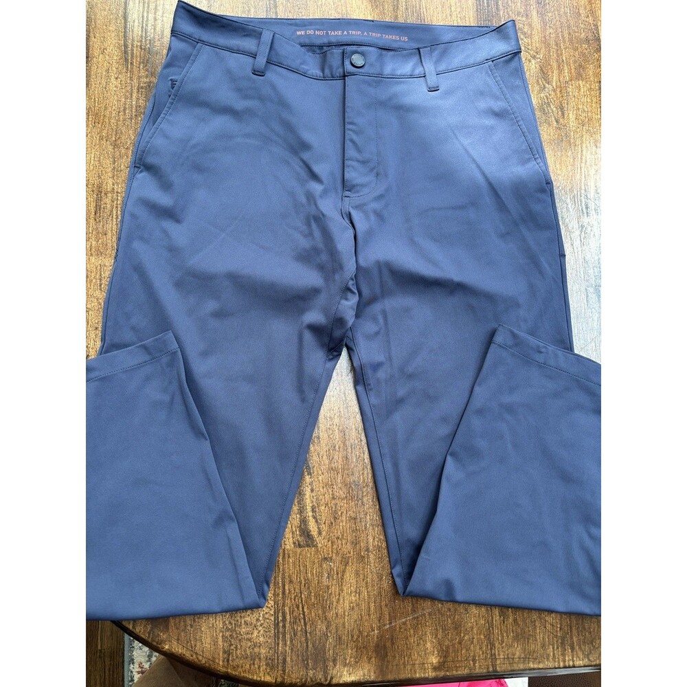 Rhone Commuter Pants Men’s Size 32 Navy Blue Performance Stretch Travel Golf
